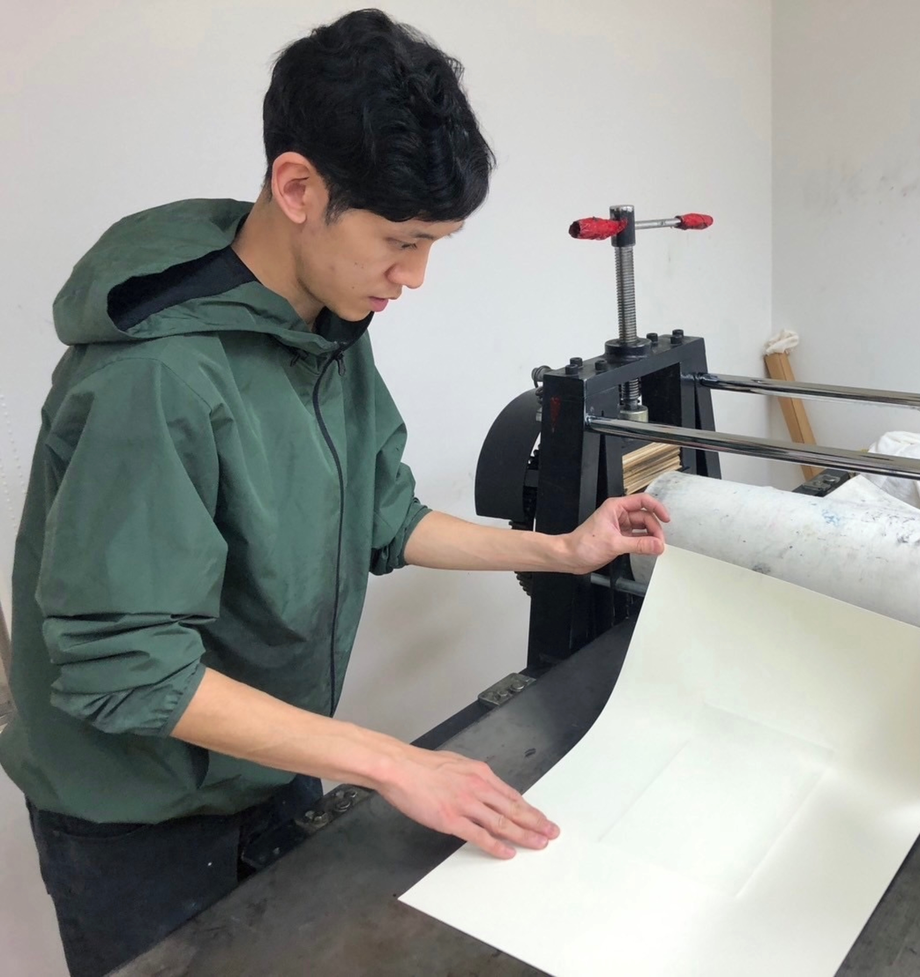 西村涼 | 天王洲のアートスポット WHAT CAFE